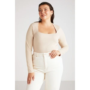 Aadabb Kadın Vücudu Tamamen Saran Slim Fit Kare Yaka Bej Büyük Beden Bluz