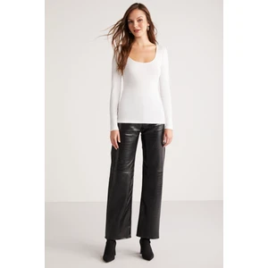 Hana Kadın Fitilli Görünümlü Vücudu Tamamen Saran Derin Yuvarlak Yaka 2 Li Beyaz Body