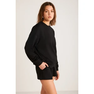 Maısıe Kadın Organik Pamuklu Comfort Fit Bisiklet Yaka Siyah Sweatshirt