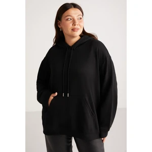 Terezabb Kadın İçi Polarlı Yumuşacık Comfort Fit Kapüşonlu Kanguru Cep Siyah Büyük Beden Sweatshirt