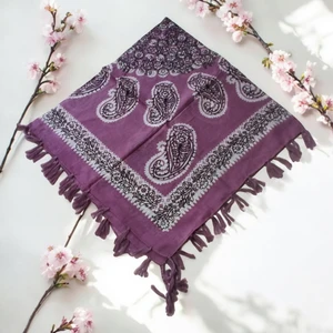 Hint  Ipek Eşarp