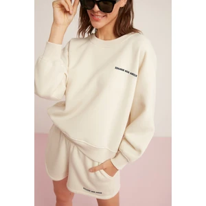 Ethiquet Sandra Kadın İçi Polarlı Yumuşacık Göğsü Baskılı Yuvarlak Yaka Comfort Fit Vanilya Sweatshirt