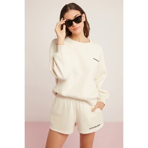 Ethiquet Sandra Kadın İçi Polarlı Yumuşacık Göğsü Baskılı Yuvarlak Yaka Comfort Fit Vanilya Sweatshirt