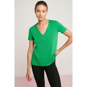 Mabel Kadın 100% Pamuk V Yaka Yarım Kollu Yeşil T-Shirt