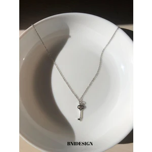 Bni Design Zarif Gümüş Renk Anahtar Unisex Kolye