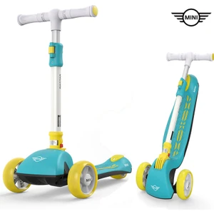 Mini Cooper Lisanslı 3 Tekerlekli Katlanabilir Ayarlanabilir Işıklı 50 kg Taşıma Kapasiteli Scooter Yeşil