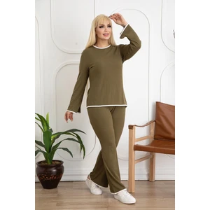 Butik Nilyam Kadın Büyük Beden Beyaz Şerit Detaylı Likralı Kaşkorse Eşofman Takımı 24157