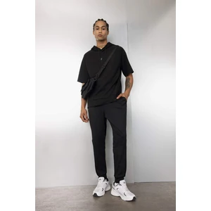 DeFactoFit Sporcu Jogger Eşofman Altı Standart Fit Beli Paçası Lastikli Cepli C9174AX24AU