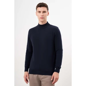 Erkek Lacivert Basic Yarım Balıkçı Yaka Dynamic Fit Rahat Kesim Triko