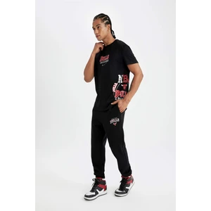 DeFactoFit NBA Chicago Bulls Kalın Jogger Eşofman Altı Standart Fit Cepli Esnek Bantlı Paça C9273AX24AU