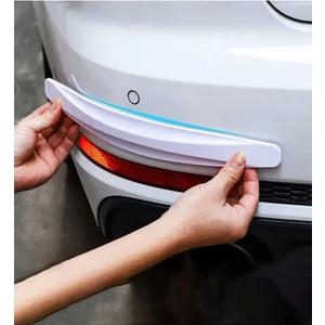 Beyaz 5D Karbon Desenli Esnek Tampon Koruma Bandı Suya Dayanıklı Dış Mekan Kullanım