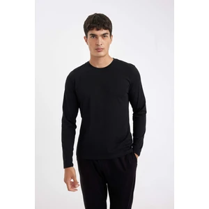 Slim Fit Dar Kesim Bisiklet Yaka Basic Düz Uzun Kollu Pijama Üstü Z2771AZ24AU