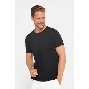 Slim Fit Dar Kesim Bisiklet Yaka Düz Basic Kısa Kol T-Shirt
