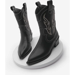 Kadın Sivri Burun Nakışlı Western Bot Tevlus Siyah