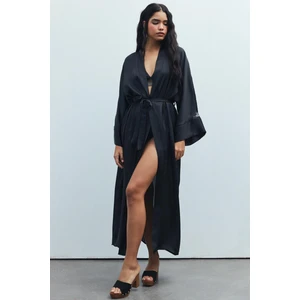 Frappant Siyah Uzun Saten Sabahlık / Kimono