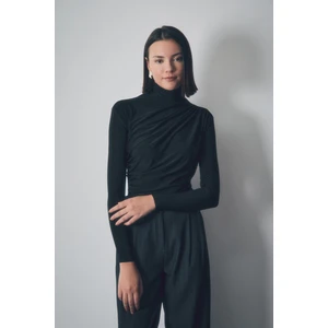 Basic Yanı Büzgülü Bluz