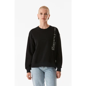 Yazı Baskılı Bisiklet Yaka Sweatshirt