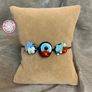 Uretti - Atiye 1857 El Yapımı Murano Cam Siyah Çiçek Detaylı Bileklik