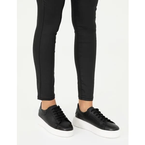 Pierre Cardin Kadın Siyah Deri Sneaker 50300072-VR046