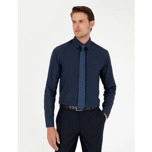 Pierre Cardin Erkek Lacivert Slim Fit Uzun Kollu Basic Gömlek 50292552-VR033