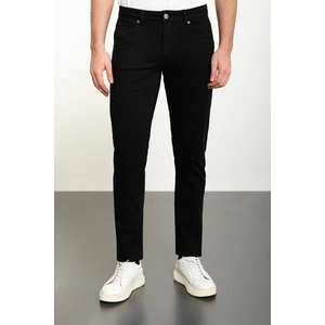 Düz Siyah Slim Fit Erkek Kot Pantolon