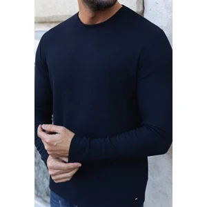 Lacivert Renk Slim Fit Uzun Kollu Bisiklet Yaka Erkek T-shirt
