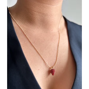 Kadın Işıltılı Çilek Detaylı Şık Tasarım Kolye