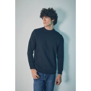 Basic Bisiklet Yaka Sweatshirt