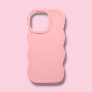 Turkuaz Dijital Pazarlama Apple iPhone 13 Pro Max Kenarı Dalgalı, Darbe Önleyici Silikon Kılıf