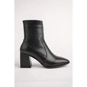 Adela  Deri Kare Burun Fermuarlı Topuklu Kadın Bot