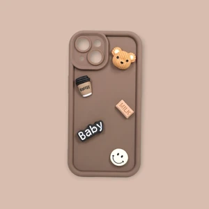 Turkuaz Dijital Pazarlama IPHONE 14; 3D Ayıcık Tasarımlı Yuvarlak Kamera Koruyucu Yumuşak Silikon Kılıf