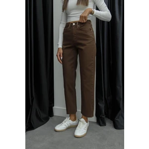 Kahve Boy Fit Kesik Paça Jean