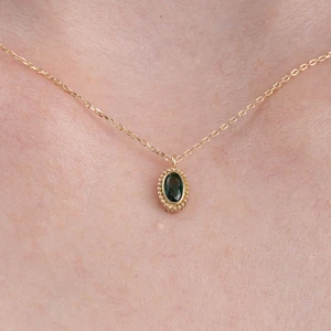 Fasek Gold Gümüş Kolye - 0,50CT Zümrüt(Yeşim Taşı)Sade Minimal Tasarım 925 Ayar Gümüş Doğal Taşlı Kolye-Zümrüt Kolye Gümüş