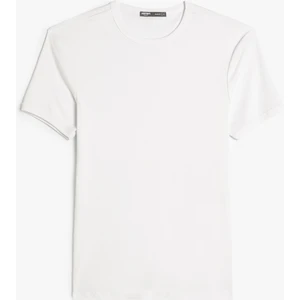 Basic Tişört Erkek Kısa Kollu Bisiklet Yaka Pamuklu Klasik Fit Beyaz Renk