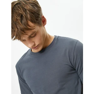 Kısa Kollu Tişört Uzun Kalça Boy Esnek Kumaş Slim Fit Pamuklu