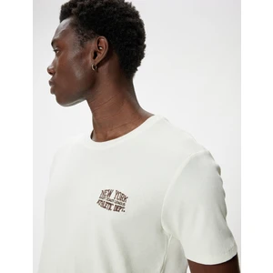 Slim Fit Tişört Slogan Işlemeli Kısa Kollu Bisiklet Yaka Pamuklu