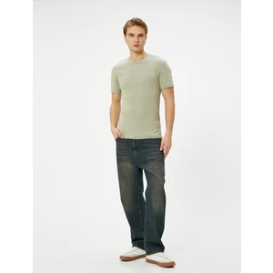 Basic Tişört Slim Fit Bisiklet Yaka Kısa Kollu Pamuklu