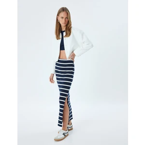 Uzun Kalem Etek Yandan Yırtmaç Detaylı Standart Bel