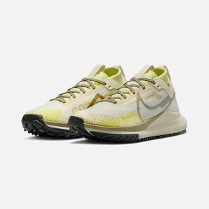 W React Pegasus Trail 4 Gore-Tex Su Geçirmez Kadın  Koşu Ayakkabısı FV1181