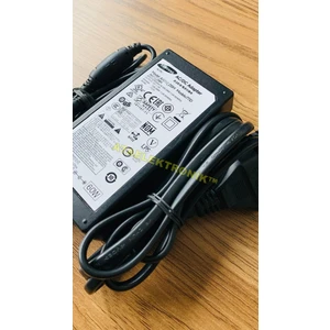 Ata Elektronik Orijinal Samsung Adaptörü 12 volt 5 amper  60w >>> 5.5mm 2.5mm