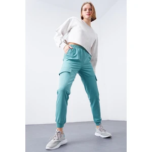Tommy Life Mint Yeşili Kargo Cep Rahat Form Manşetli Kadın Eşofman Alt - 94581