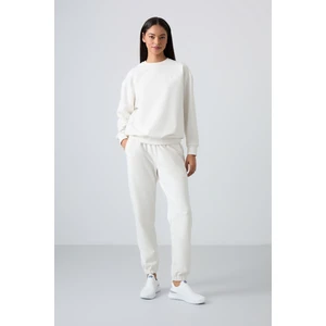Tommy Life Ekru O Yaka Oversize Lastik Paça Kadın Eşofman Takım - 95287