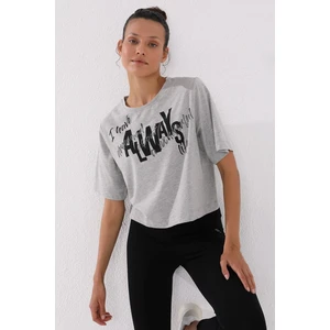 Tommy Life Gri Melanj Asimetrik Yazı Baskılı O Yaka Kadın Oversize T-Shirt - 97136