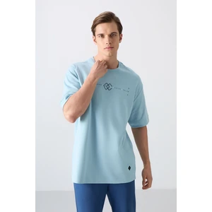 Tommy Life Açık Mavi Pamuklu Kalın Yumuşak Dokulu Oversize Fit Baskılı Erkek T-Shirt - 88323