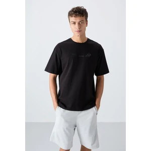 Tommy Life Siyah Pamuklu Kalın Yumuşak Dokulu Oversize Fit Baskılı Erkek T-Shirt - 88330