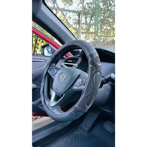 Geçmeli Üç Boyutlu Masajlı Direksiyon Kılıfı