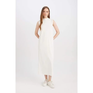 Regular Fit Yarım Balıkçı Yaka Basic Düz Kolsuz Maxi Elbise D4898AX24WN