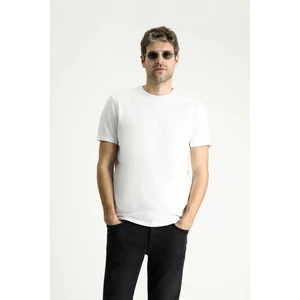 Bisiklet Yaka Slim Fit Dar Kesim Süprem Pamuk Tişört