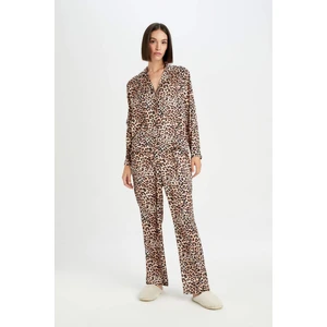 Pijama Takım Saten Leopar Desenli Uzun Kollu Üst Beli Lastikli Alt-Fall in Love E0150AX24AU