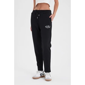 Kadın Logo Baskılı Siyah Regular Fit Pamuklu Eşofman Altı